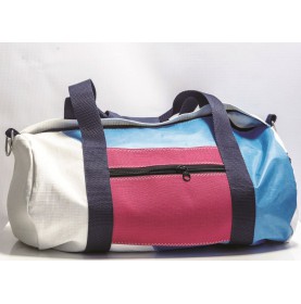 Petit sac de voyage tricolore en voile recyclée 23 x 45 cm