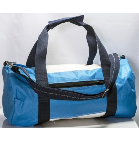 Petit sac de voyage tricolore en voile recyclée 23 x 45 cm