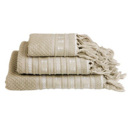 3 serviettes de bain beiges avec des franges