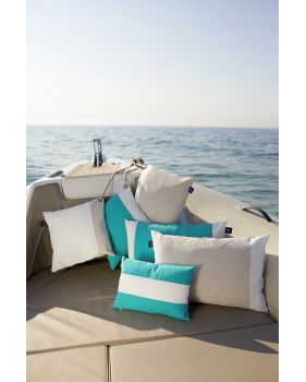 Set de 2 coussins 40 x 40 cm beige et blanc munis d'un bout - spécial bateau ou au bord d'une piscine